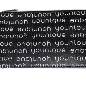 Younique‎ branded slim, two tone bag!